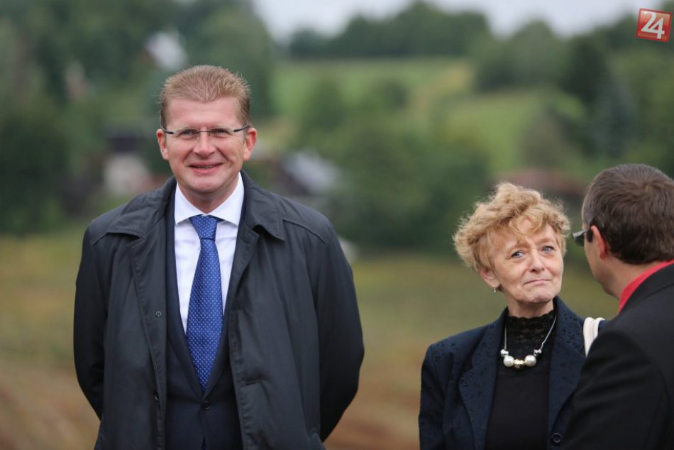 Odobriť rekonštrukciu tajchu prišiel i minister Peter Žiga