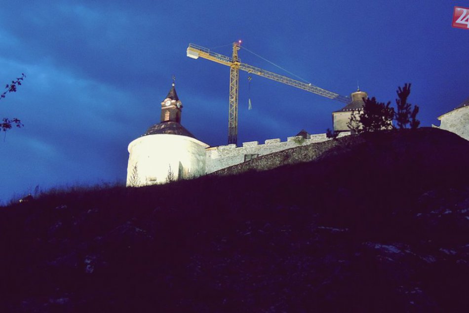 PRVÉ FOTO: Po troch rokoch na hrade Krásna Hôrka opäť zazneli zvony!!