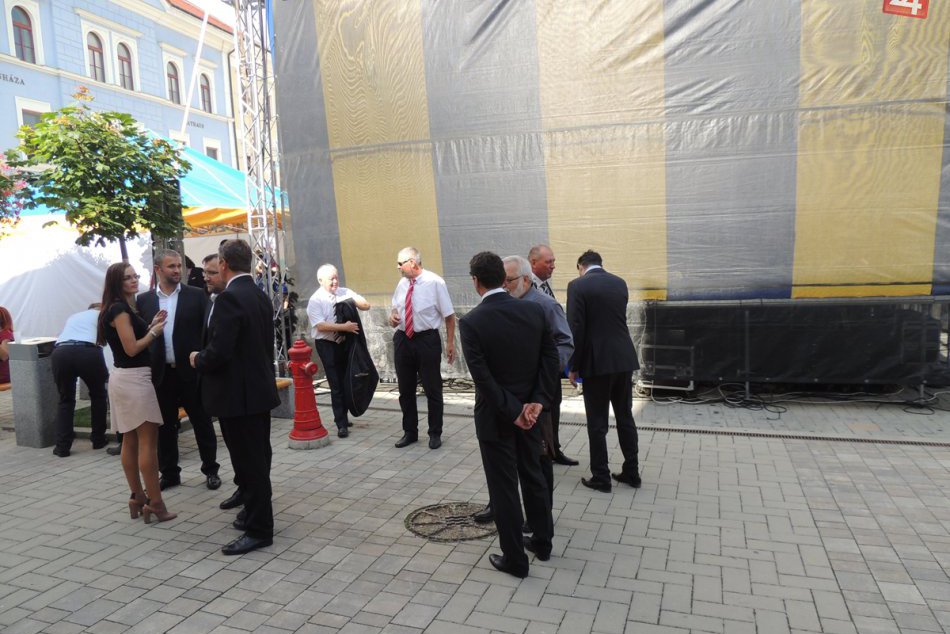 Obrazom: Dni mesta Rožňava 2015 a tradičný jarmok v prvý deň