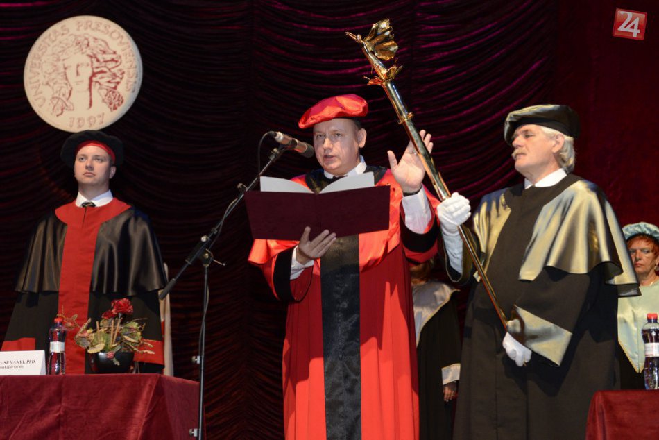 Nový rektor Prešovskej univerzity: Petra Kónyu slávnostne inaugurovali