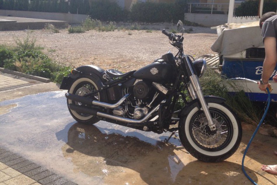 Miluje motorky a je to vidieť: Martin z Prešova a jeho vášeň v obrazoch