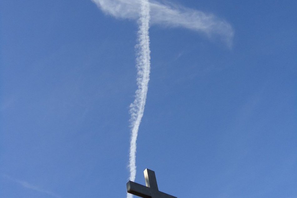 Dva kríže nad Svätým Krížom :)