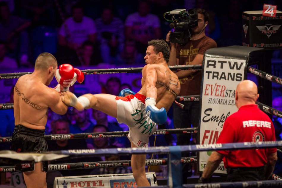 Vladimír Idranyi vs Barnabas Szucs