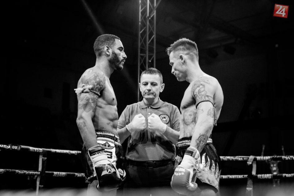 Vladimír Moravčík vs Dorian Price