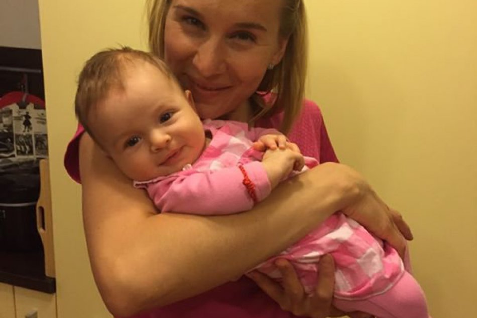 FOTO: Radostné chvíle Nasti Kuzminovej s dcérkou Oliviou