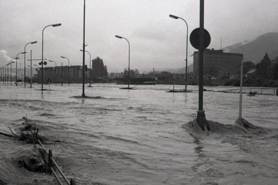 OBRAZOM: Následky najväčšej živelnej katastrofy v novodobých dejinách Bystrice