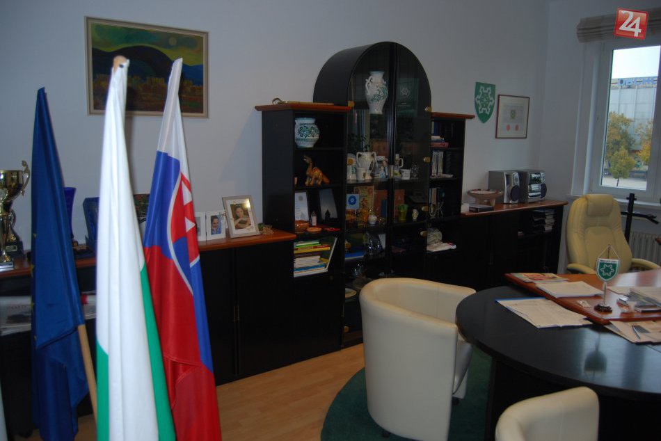 Primátor ukázal vzácne darčeky od návštev. Pozrite, čo všetko sme tu našli