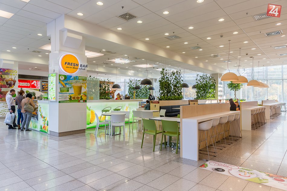 V nákupnom centre už s novým food courtom
