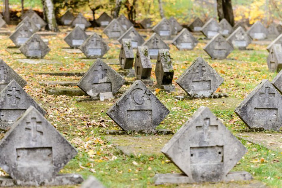 Obete prvej svetovej vojny si uctili na vojenskom cintoríne v Mlynárciach