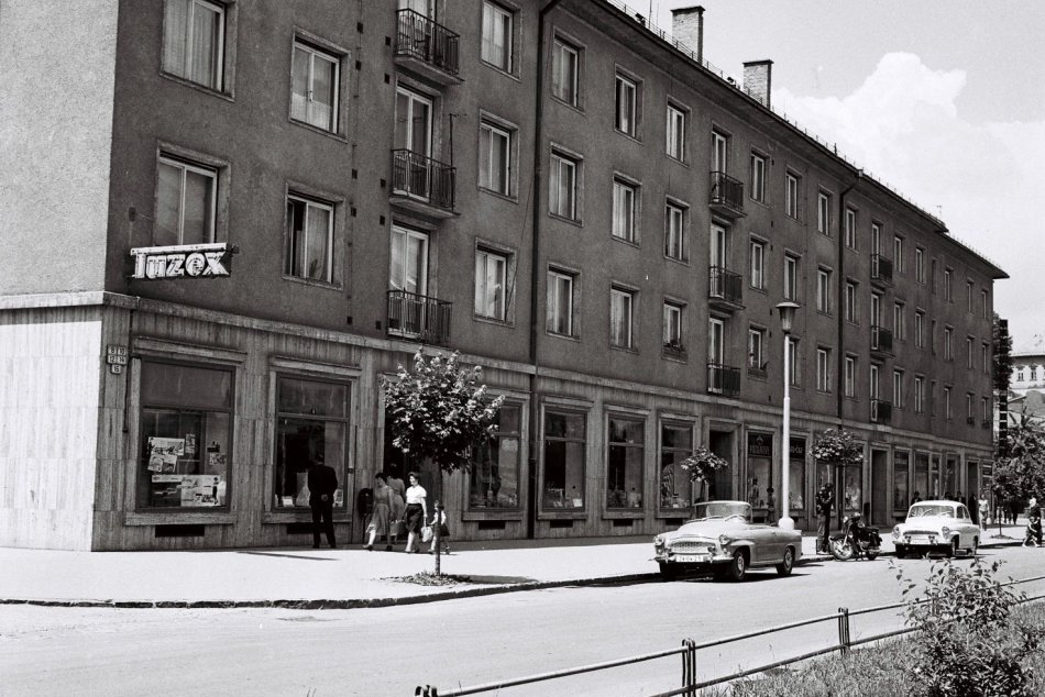 Bystrický Tuzex v OBRAZOCH