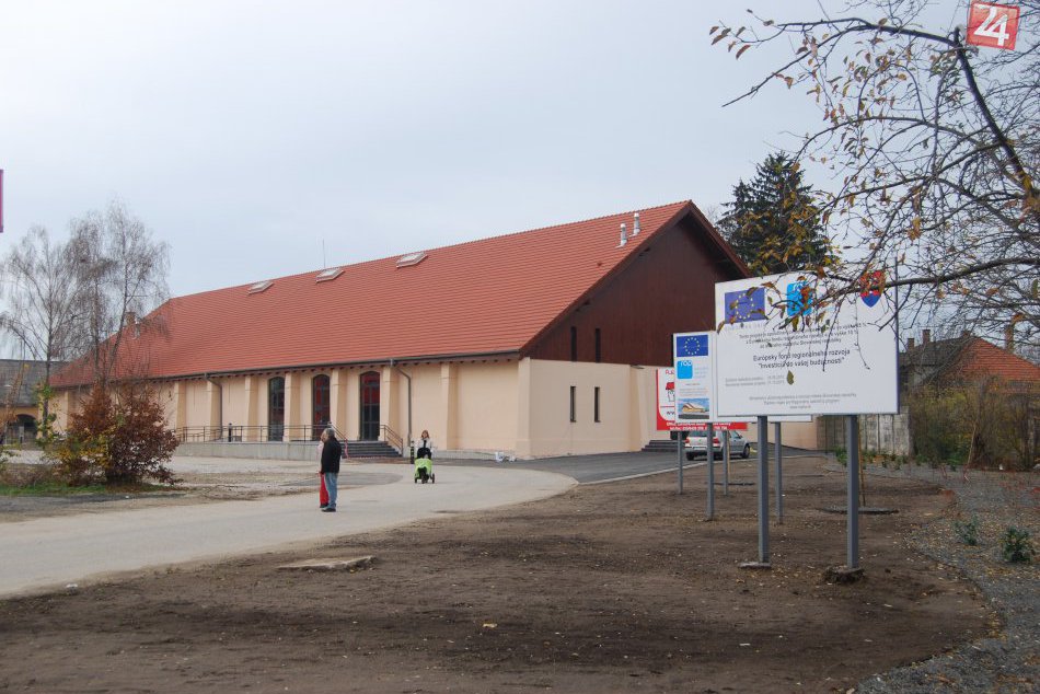 Dni otvorených dverí v novozámockej jazdiarni potešili mnohých zvedavcov