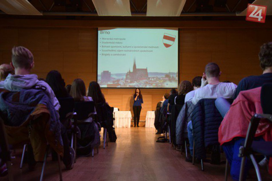 Prvá študentská konferencia SSOSTY priblížila život po maturite