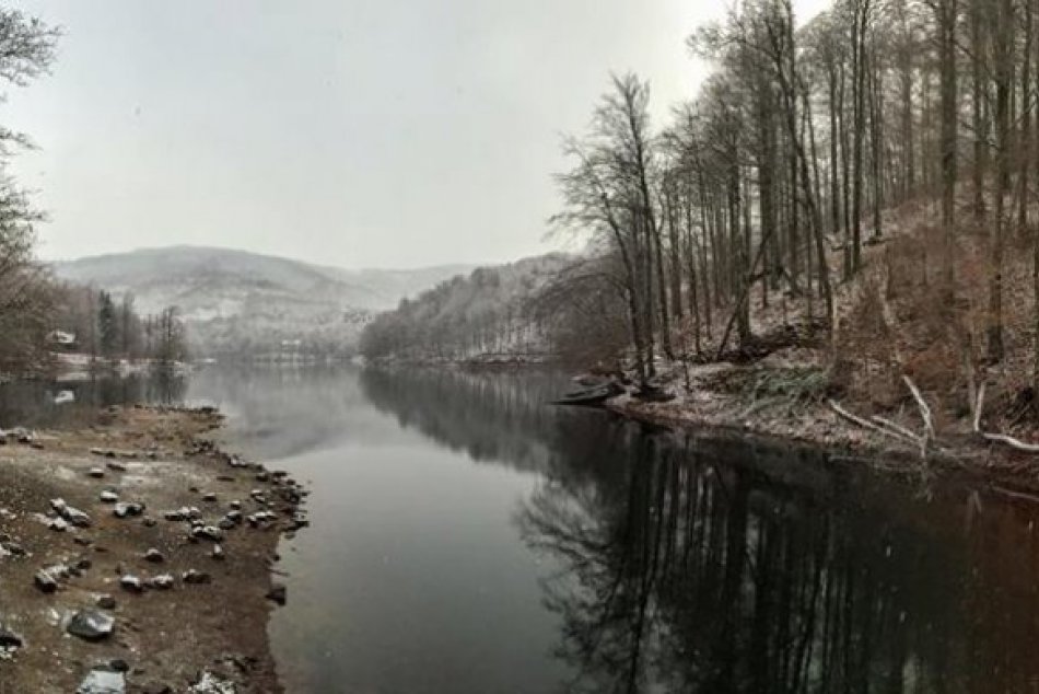 Napadol nám prvý sneh: Spoznáte miesto neďaleko Michaloviec?
