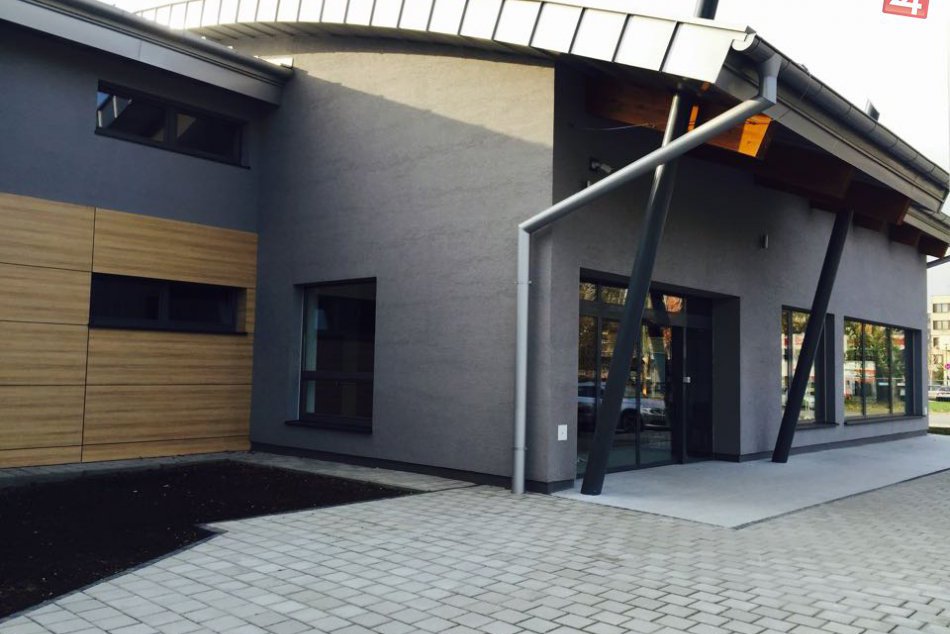 Prvá petržalská plaváreň