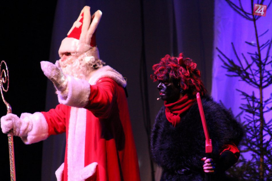 Mikuláš prišiel opäť do Popradu: Takto potešil najmenšie deti