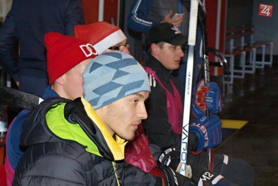 Ružomberskí futbalisti na ľade