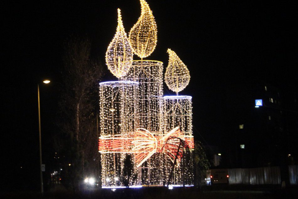 Vianočná výzdoba v Poprade zachytená na fotkách