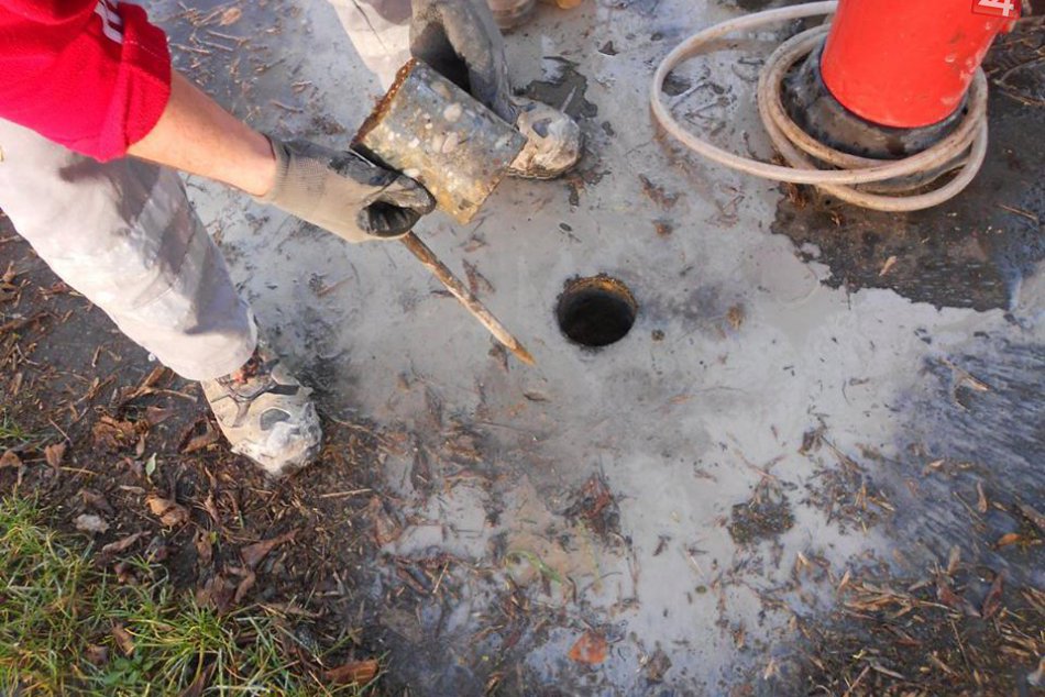 FOTO: Ovocný sad na Vlčincoch sa stáva realitou