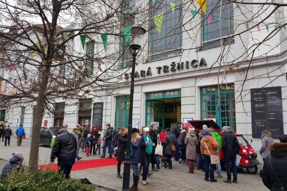 Vianočný Dobrý trh