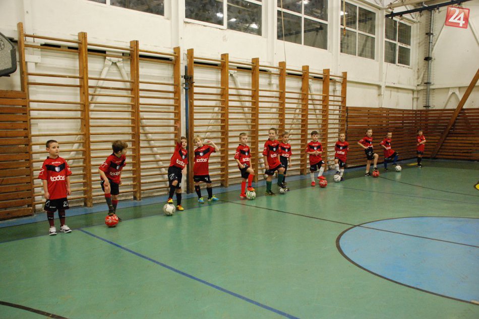 Odovzdávanie nových dresov FKP Dúbravka Bratislava