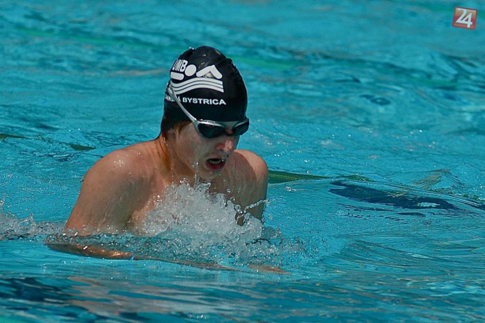 Svojimi výkonmi robia dobré meno Bystrici: Plavecký oddiel UMB na ZÁBEROCH