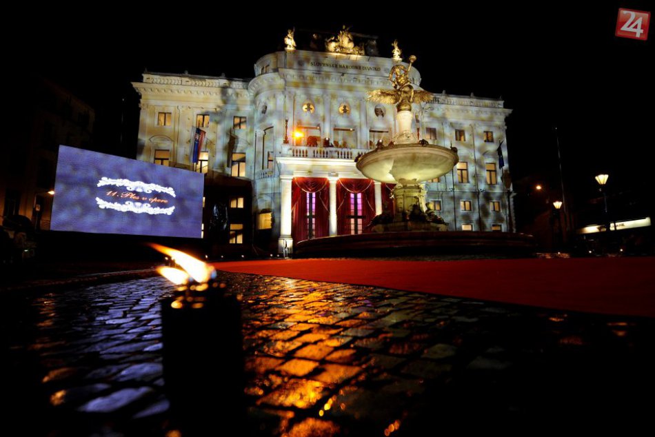 Pätnásť rokov Plesu v opere