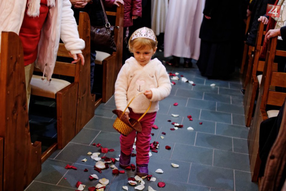FOTO: Tajomné relikvie svätej Terézie z Lisieux prišli do Košíc
