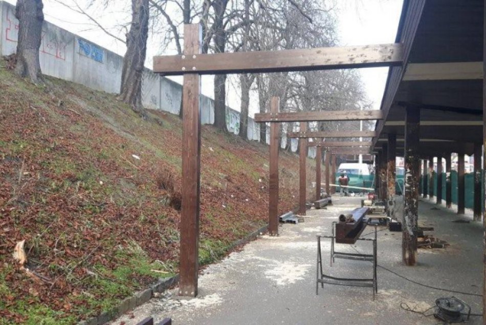 Oprava prístrešku na Hlavnej stanici