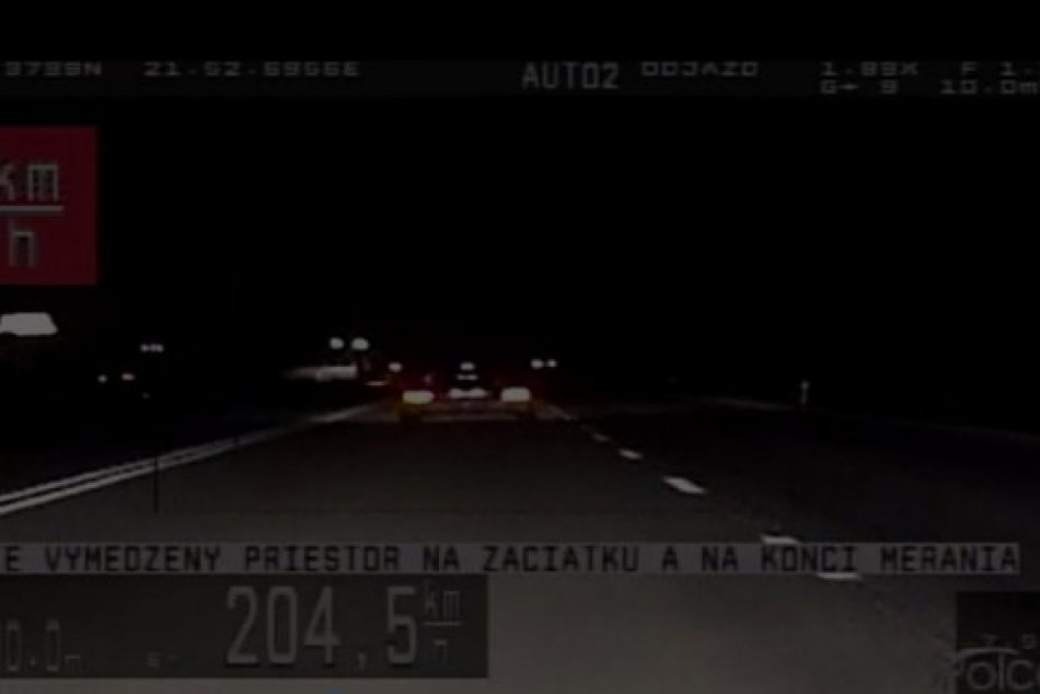 Michalovčan sa po ceste premával vyše dvestovkou