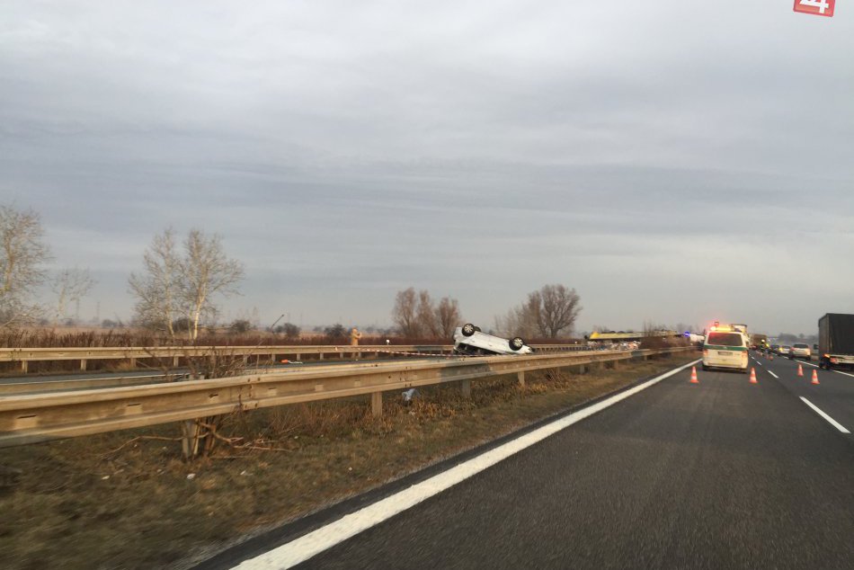 Dopravná nehoda na D2