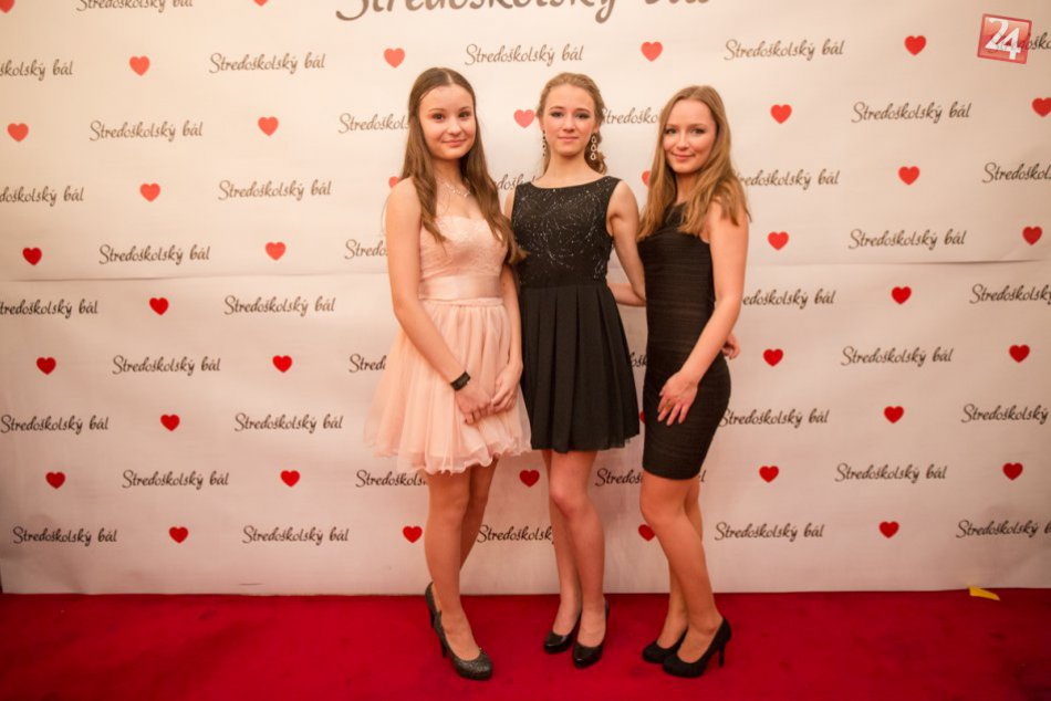 Ples stredoškolákov: Pozrite si, ako to vyzeralo na študentskom plese! FOTO