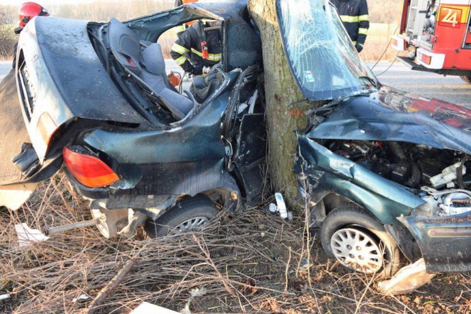 FOTO priamo z miesta tragickej dopravnej nehody