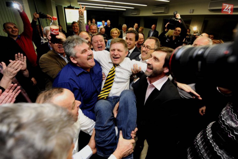 Mečiarovi zboristi o Slovensku bez sváru a Ficove „zapíjanie“ víťazstva nealkom.