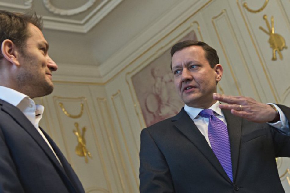 Stretnutie prezidenta s predsedami zvolených strán