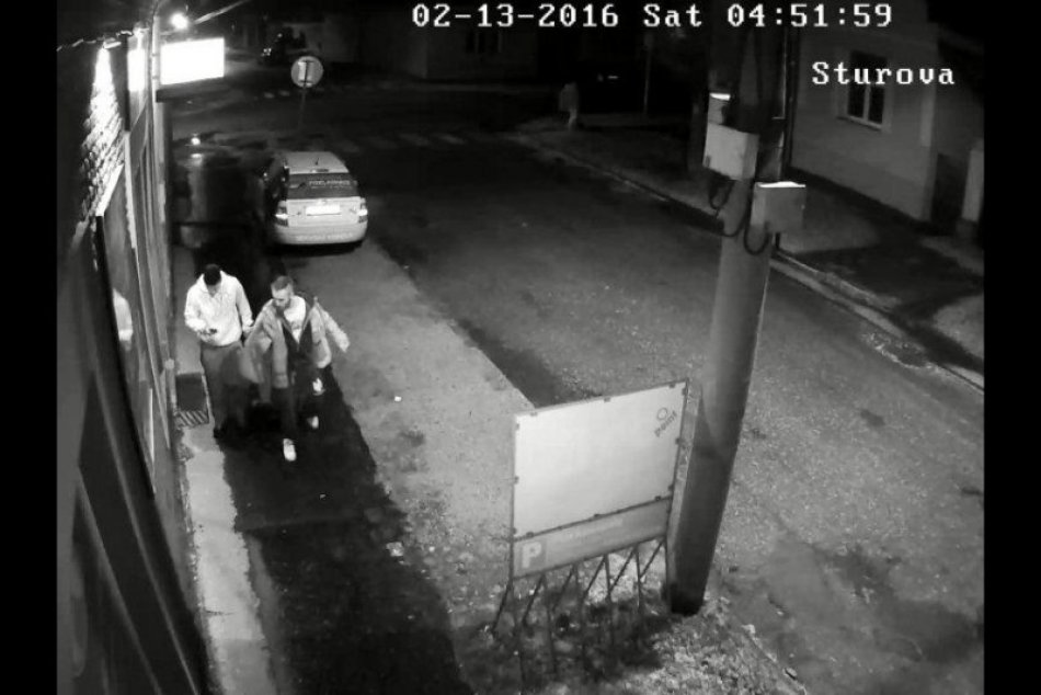 Incident zachytila kamera: Pozrite FOTO podozrivého