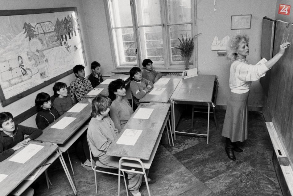 Bystrická škola za socializmu