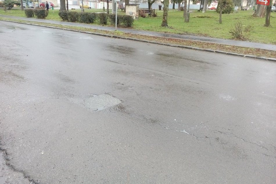 Stopy po nehode
