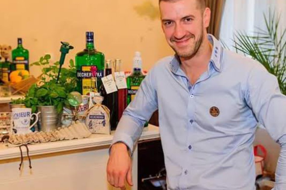 Večer exkluzívnych kokteilov v žiarskom X-bare