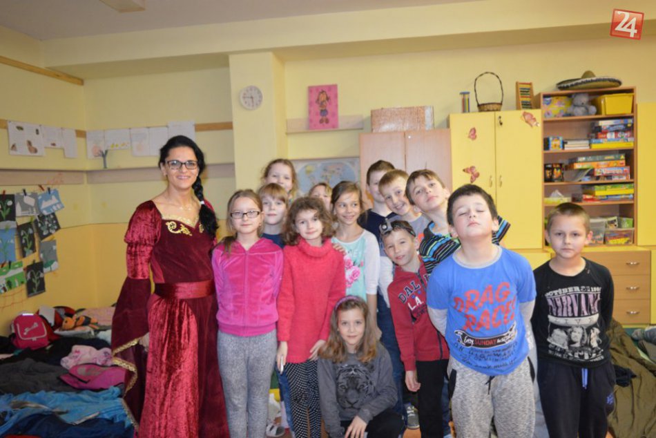 Nocovanie v škole? S rozprávkou sa to dá