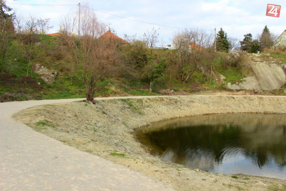 Areál zoborského jazierka ožíva: Tešiť sa môžeme na TIETO novinky