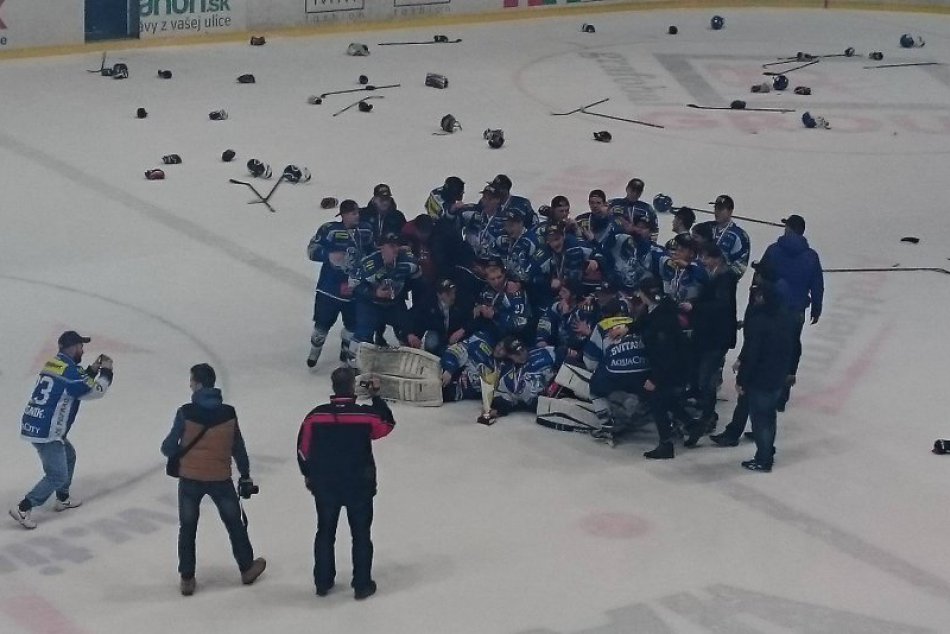 Dorastenci HK ŠKP Poprad sú MAJSTRI SR!