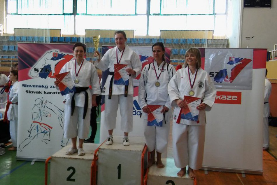 MSR seniorov v karate: Vo finále si to rozdali dve Popradčanky