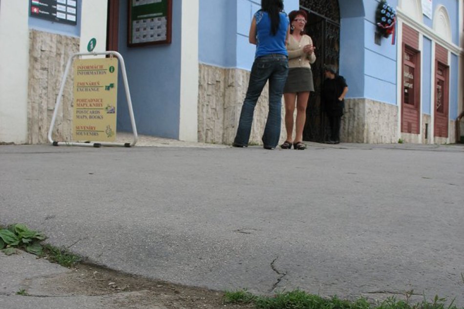 Obrazom: Námestie baníkov tesne pred rekonštrukciou