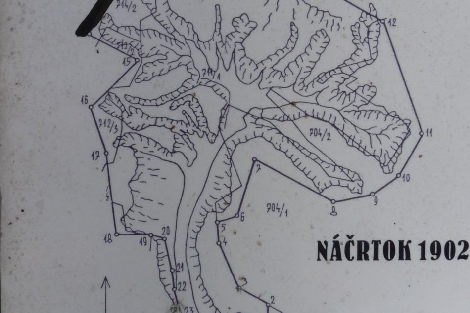 V OBRAZOCH: Úžasná premena Podlavických výmoľov pri Bystrici