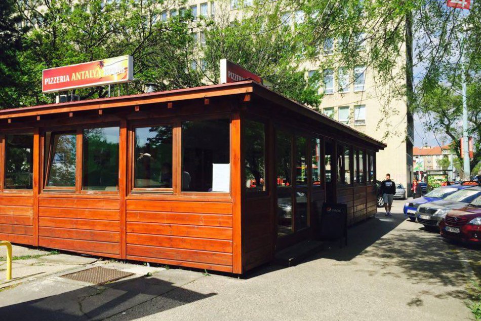 Pizzeria Antalya - jedlo bez platenia?