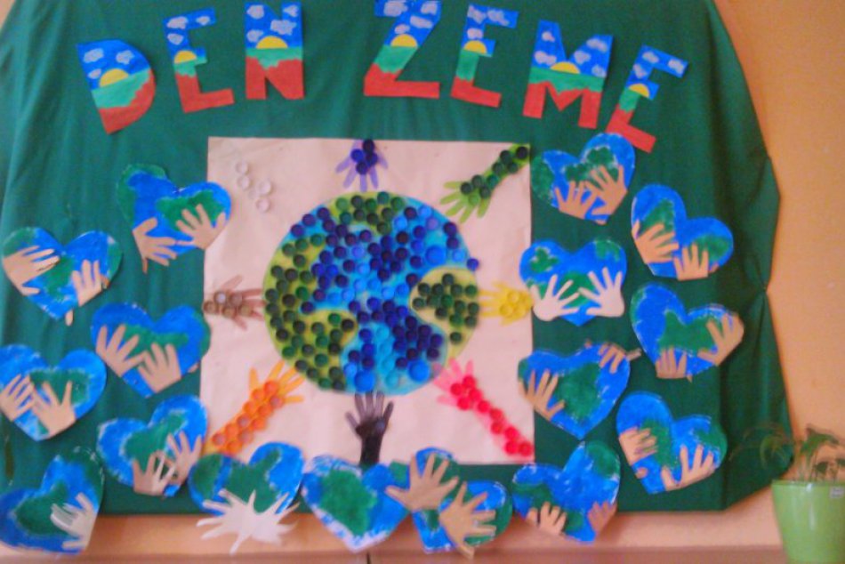 Breznianski škôlkari pomáhajú prírode: Čistili aj studničku pri nemocnici