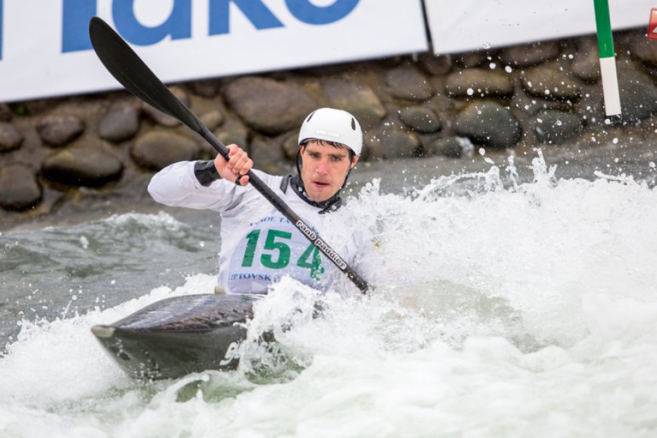 FOTO: Divoká voda v Mikuláši bola dejiskom Liptovských slalomov