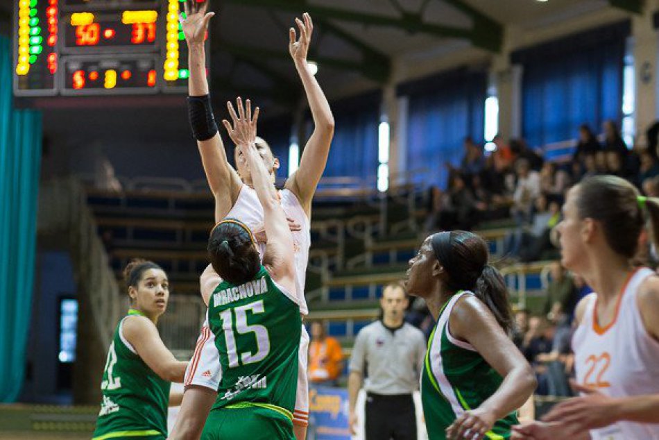 MBK Ružomberok zisk 3. miesta v ženskej basketbalovej extralige.