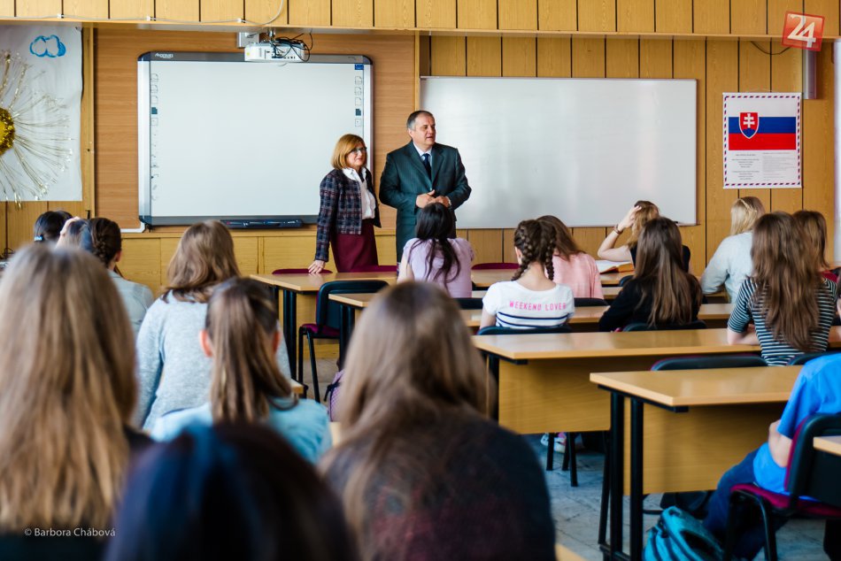 Ministerka z nového gympla