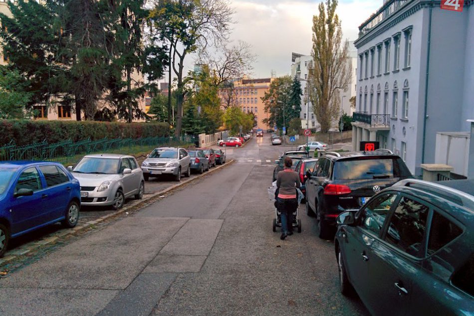 Nelegálne parkovanie v meste